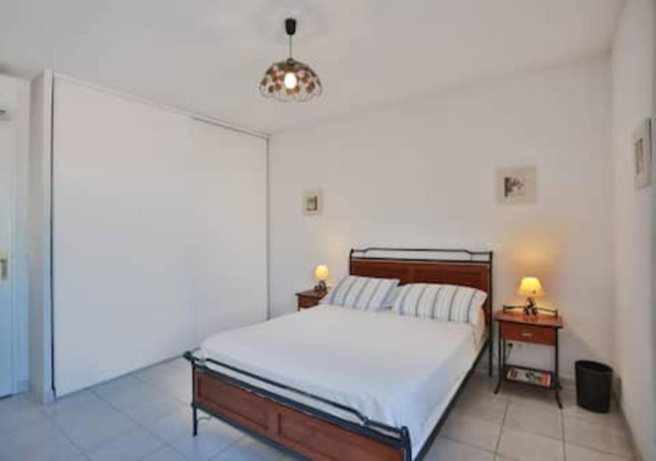 Charming Two-Bedroom Apartment With Balcony And Garage By The Marina Antibes Dış mekan fotoğraf